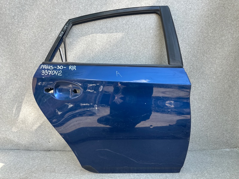 Запчасть дверь задняя правая TOYOTA PRIUS - 30 09-17 67003-47080 Б/У Дверь задняя правая TOYOTA PRIUS - 30 09-17 67003-47080 Б/У