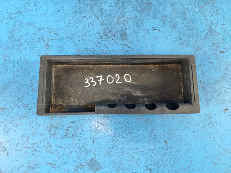 Консоль центральная FORD EXPEDITION 17- 2018 T35PDTD HC3Z-2513546-AA Б/У