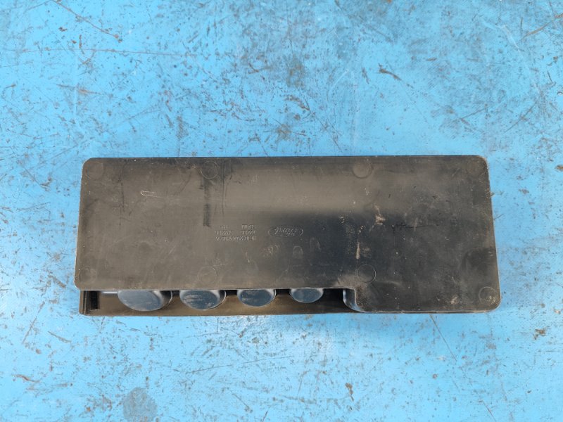 Консоль центральная EXPEDITION 17- 2018 T35PDTD