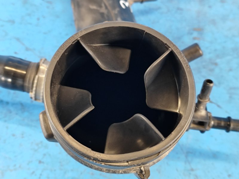 Патрубок впускной системы EXPEDITION 17- 2018 T35PDTD