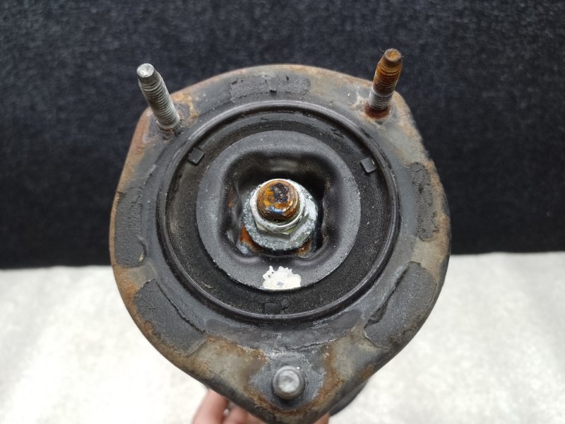 Амортизатор задний правый AVALON 05-12 2007 3.5 2GR-FE