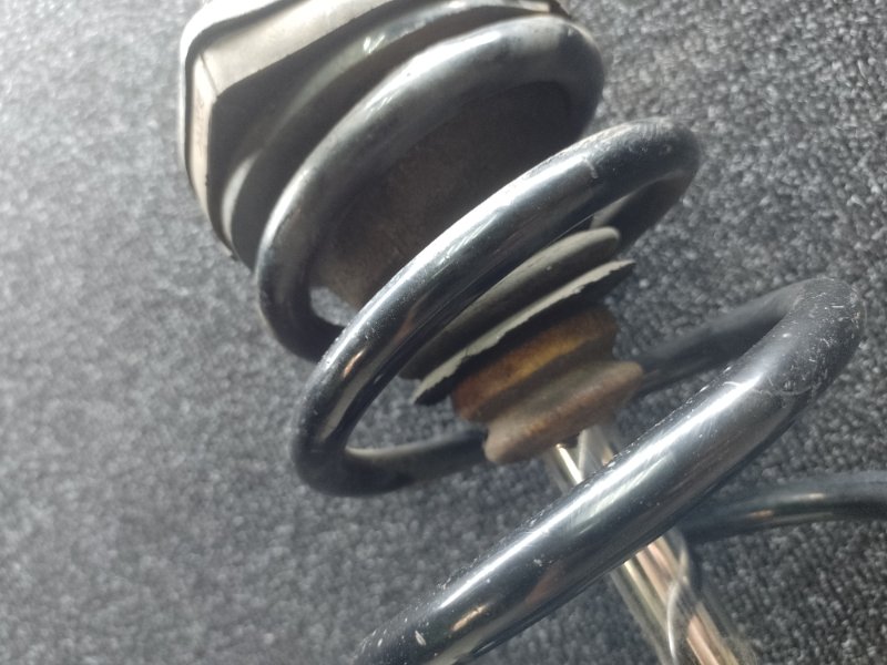 Амортизатор задний левый TOYOTA AVALON 05-12 3.5 2GR-FE