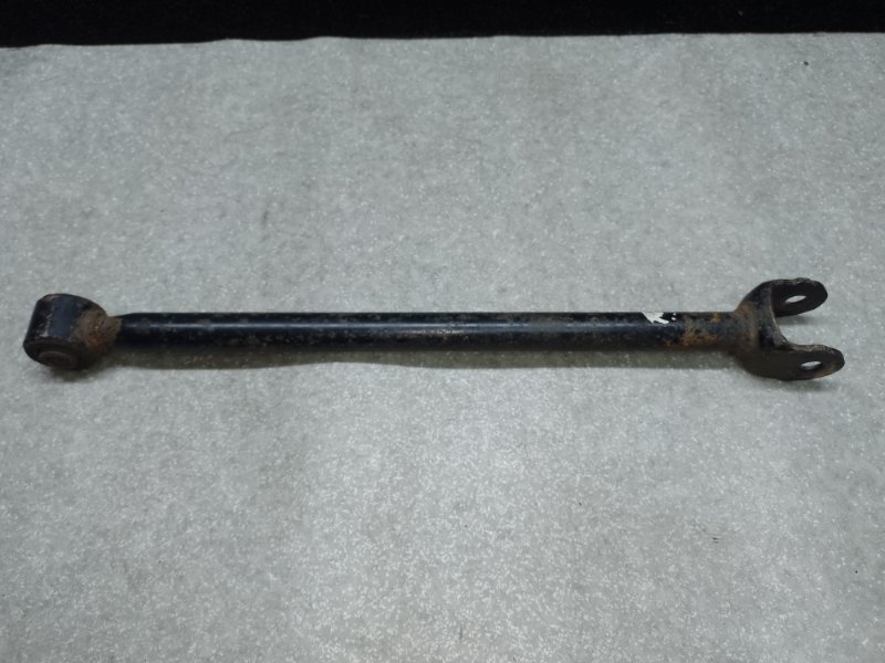 Рычаг задней подвески поперечный передний VENZA 09-16 2009 3.5 2GR-FE