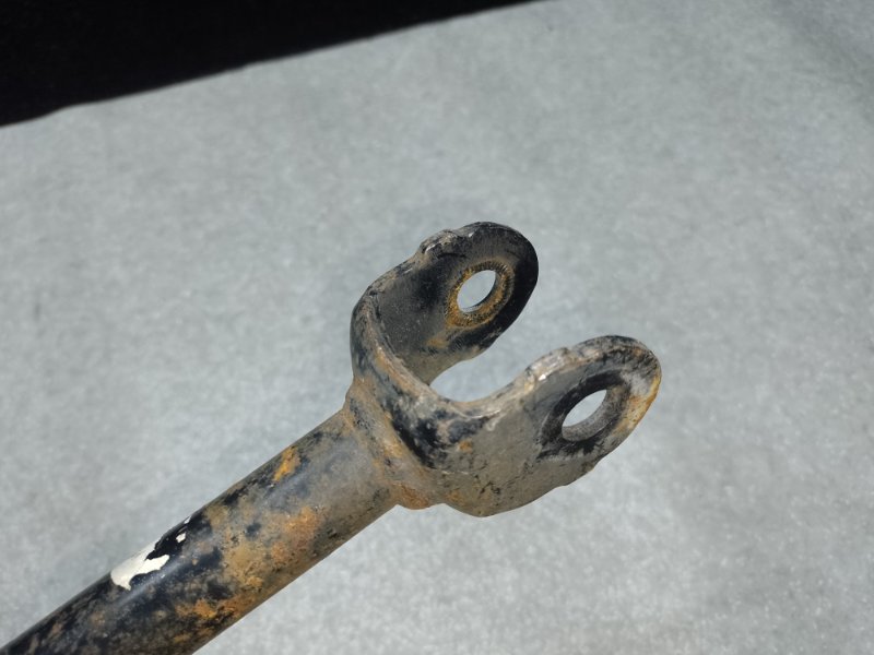 Рычаг задней подвески поперечный передний TOYOTA VENZA 09-16 3.5 2GR-FE