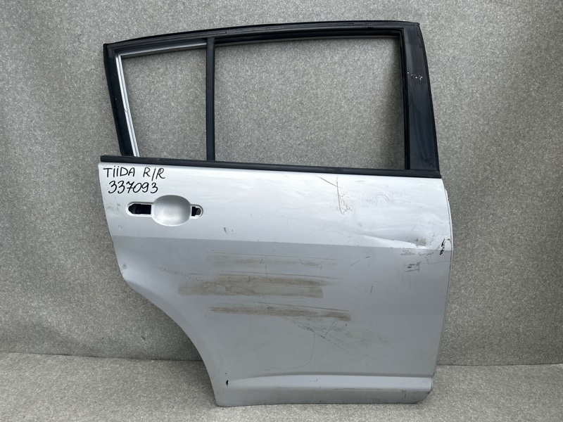 Дверь задняя правая NISSAN TIIDA/VERSA C11 04-11 82100-EL030 Б/У