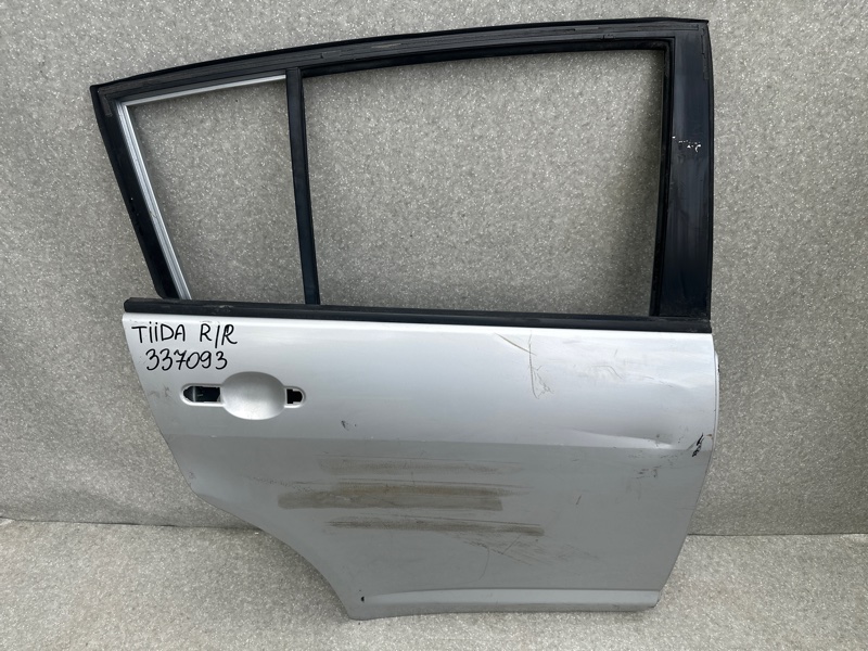 Дверь задняя правая TIIDA/VERSA C11 04-11