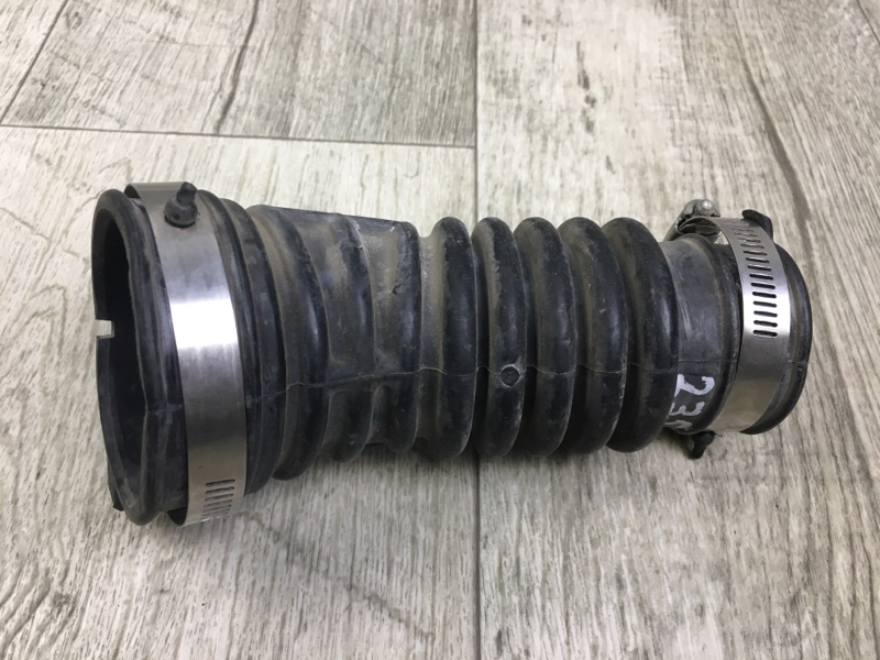 Патрубок воздушного фильтра NISSAN JUKE 10-19 F15 1.6 MR16DDT
