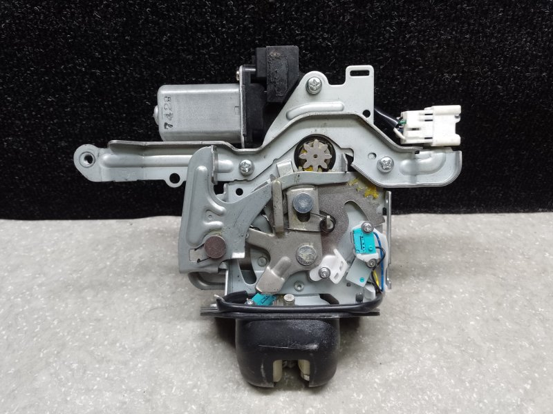 Замок крышки багажника NISSAN X-TRAIL/ROGUE T32 13-20 90500-1AA0B Б/У