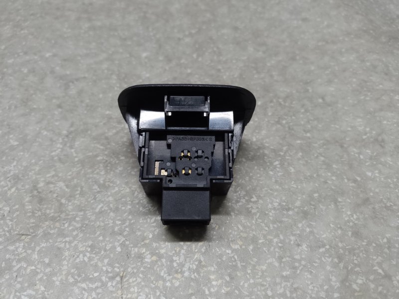 Кнопка закрывания крышки багажника X-TRAIL/ROGUE T32 13-20