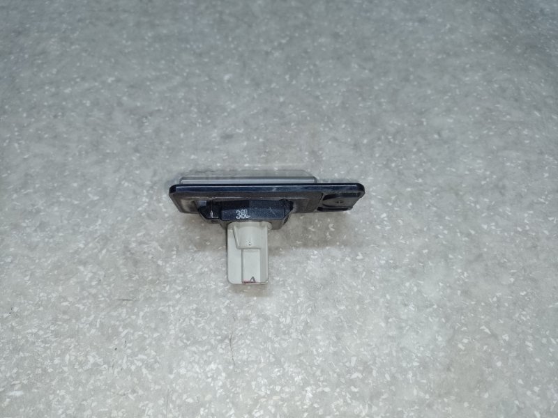 Подсветка номера X-TRAIL/ROGUE T32 13-20