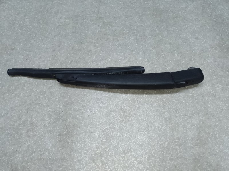 Поводок стеклоочистителя задний X-TRAIL/ROGUE T32 13-20