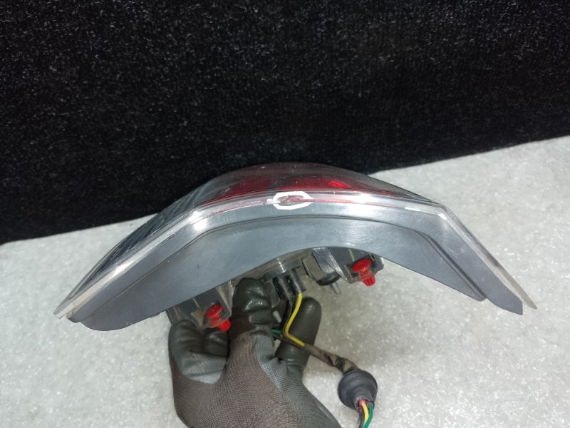 Фонарь внутренний правый X-TRAIL/ROGUE T32 13-20