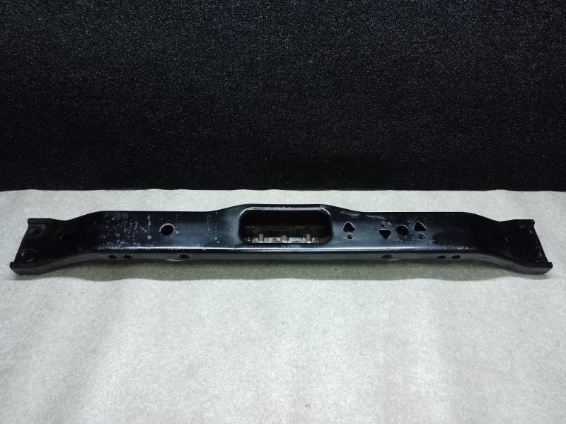 Балка под КПП HUMMER H3 05-10 2006 L52 3.5 L 15076524 Б/У