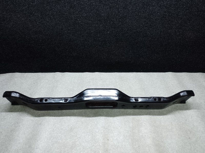 Балка под КПП HUMMER H3 05-10 L52 3.5 L