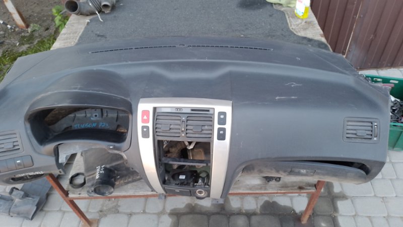 Торпедо HYUNDAI TUCSON 04-10 Б/У