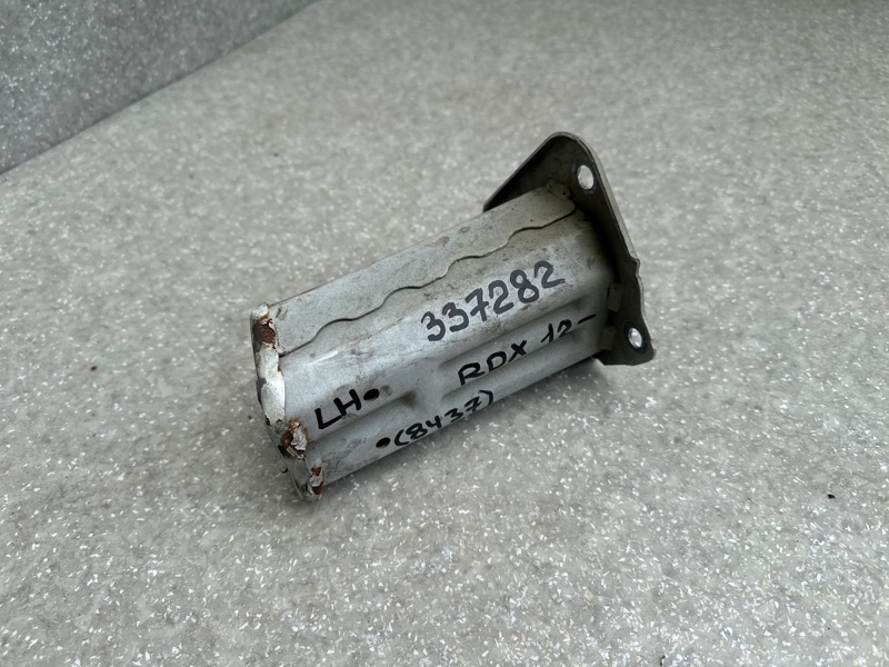Запчасть кронштейн усилителя переднего бампера левый ACURA RDX 12-19 2013 3.5 J35Z2 71185-TX4-A00ZZ Б/У Кронштейн усилителя переднего бампера левый ACURA RDX 12-19 2013 3.5 J35Z2 71185-TX4-A00ZZ Б/У