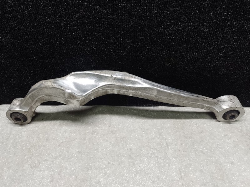 Рычаг задней подвески поперечный верхний правый NISSAN X-TRAIL/ROGUE T32 13-20 55120-JD02B Б/У