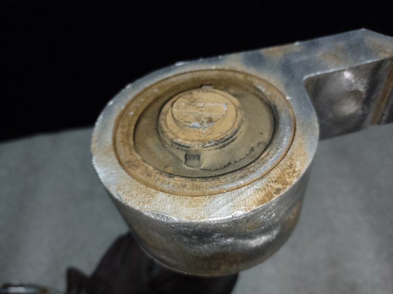 Рычаг передней подвески нижний правый X-TRAIL T30 01-07