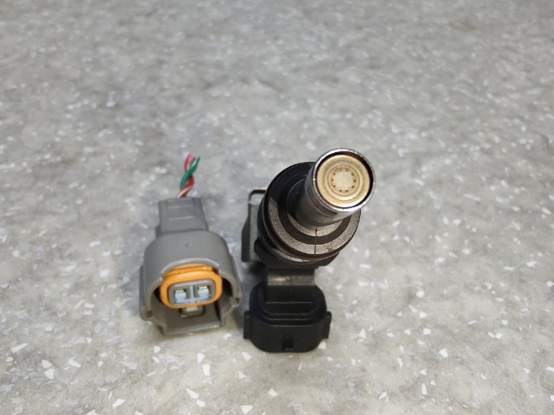 Форсунка топливная MITSUBISHI OUTLANDER XL 05-13 2.4 4B12