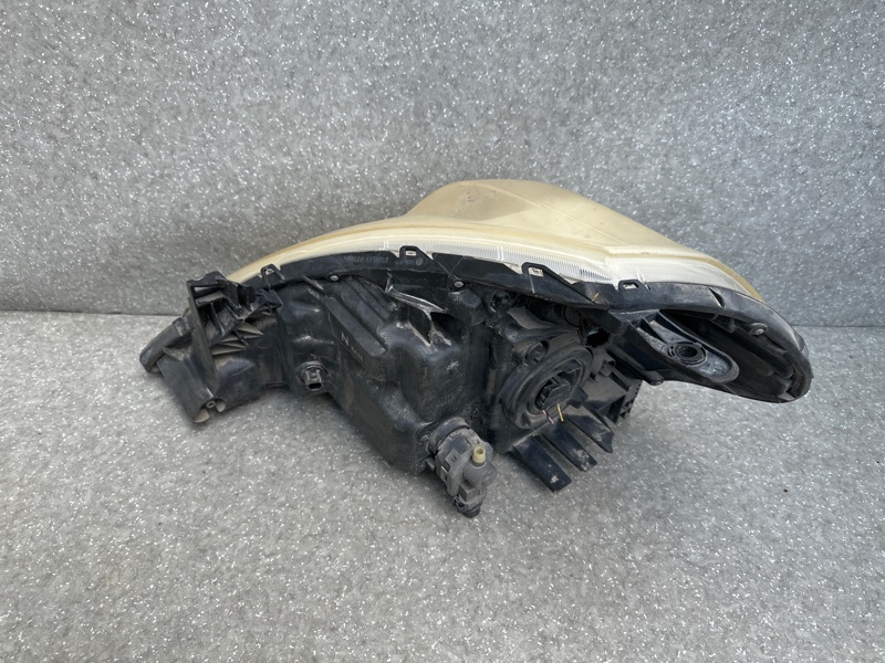 Фара правая TIIDA/VERSA C11 04-11