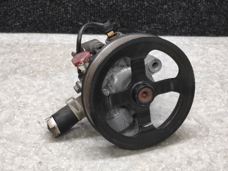 Насос ГУР MITSUBISHI OUTLANDER XL 05-13 2.4 4B12 4450A107 Б/У