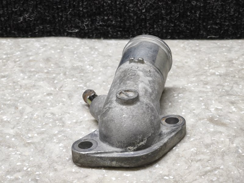 Фланец системы охлаждения OUTLANDER XL 05-13 2.4 4B12