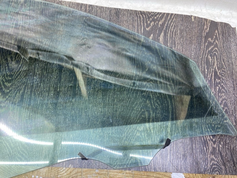 Стекло двери переднее левое G25/G35/G37/Q40 06-14 2009 COUPE 3.7 VQ37VHR