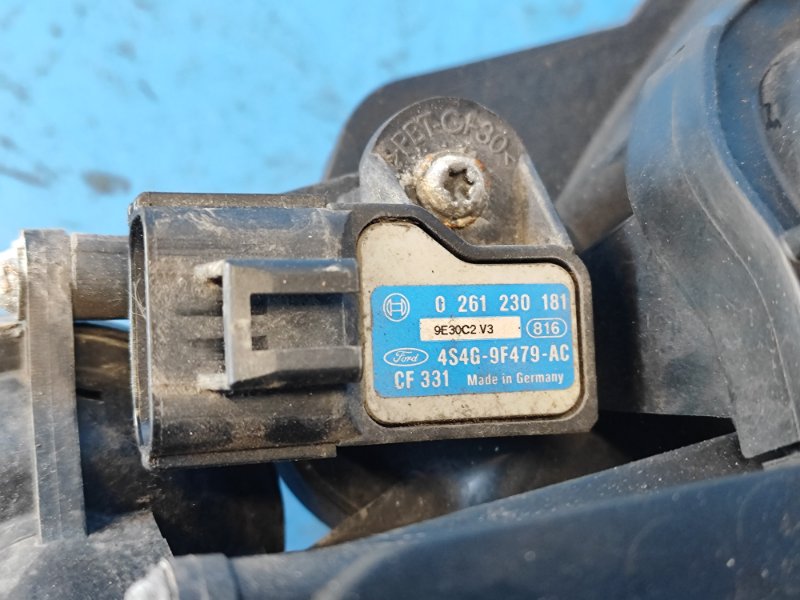 Коллектор впускной 3 BL 09-13 2009 2.5 L (L5-VE)