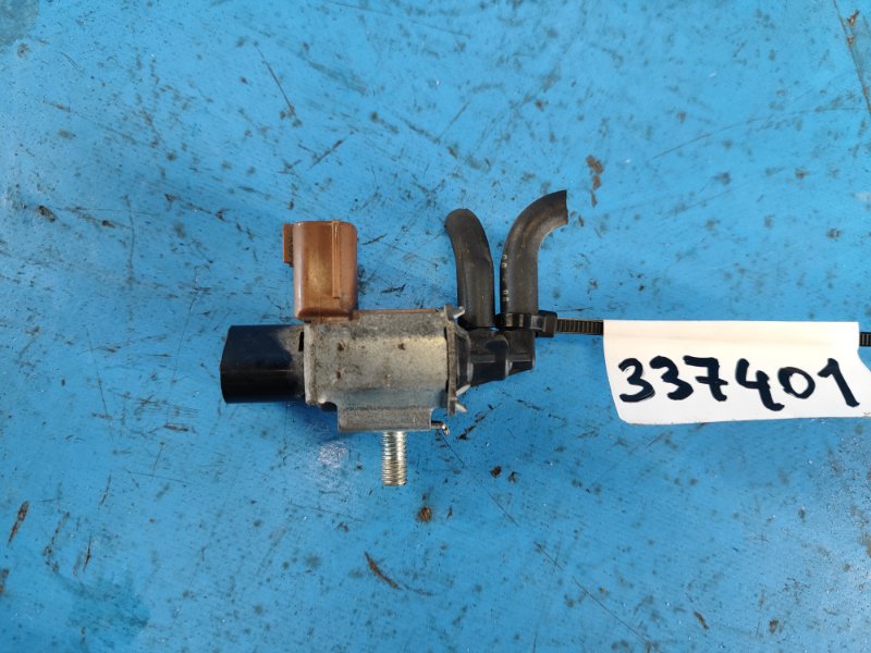 Клапан электромагнитный (вакуумный) MAZDA 3 BL 09-13 2009 2.5 L (L5-VE) LF82-18-741 Б/У