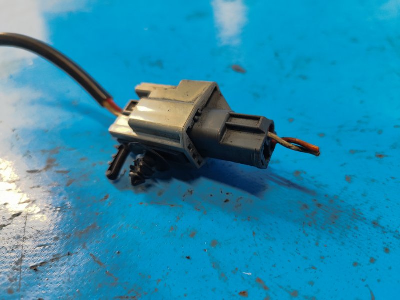 Датчик детонации 3 BL 09-13 2009 2.5 L (L5-VE)