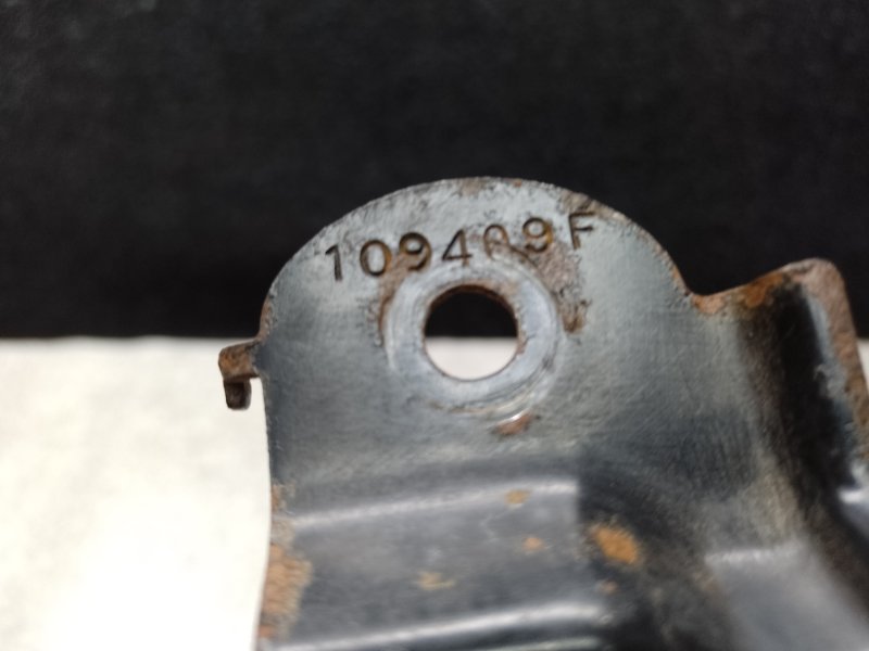 Крепление радиатора HUMMER H3 05-10 L52 3.5 L