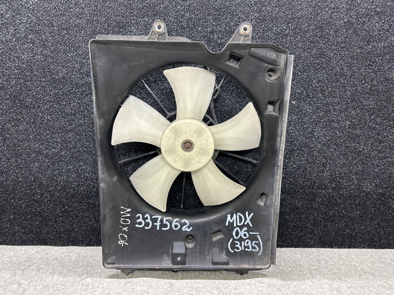 Запчасть диффузор вентилятора основного радиатора левый ACURA MDX (YD2) 06-13 2008 3.7 19015-RYE-A01 Б/У Диффузор вентилятора основного радиатора левый ACURA MDX (YD2) 06-13 2008 3.7 19015-RYE-A01 Б/У