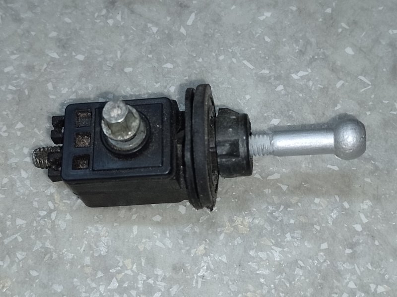 Корректор фар HUMMER H3 05-10 2006 L52 3.5 L Б/У