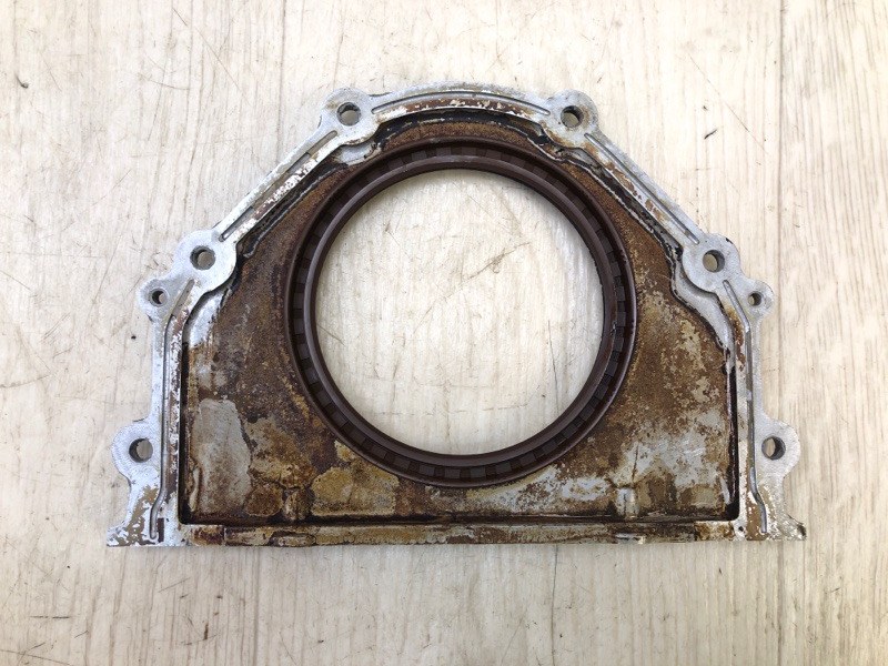 Крышка коленвала задняя ES300 96-01 1998 MCV20 3.0 1MZFE