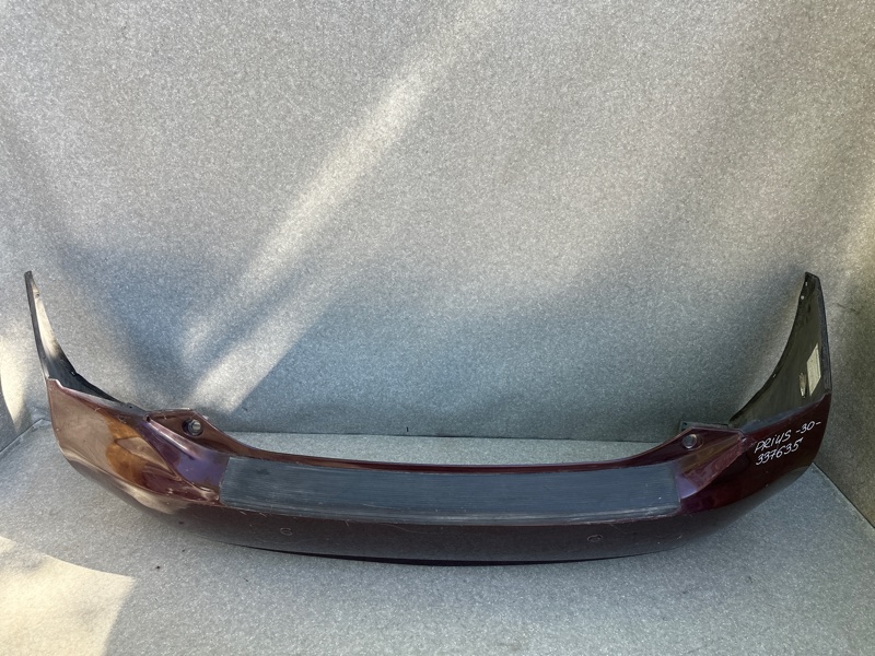 Бампер задний PRIUS - 30 09-17