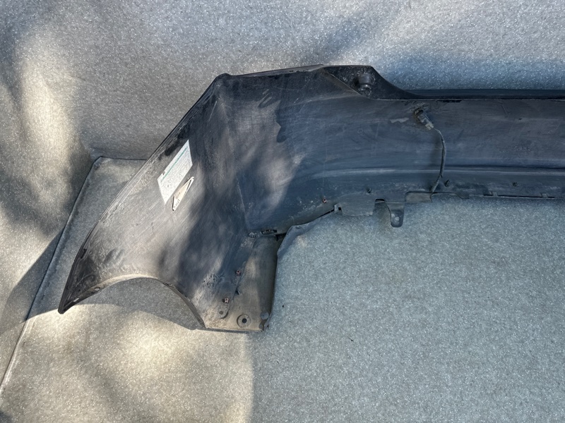 Бампер задний PRIUS - 30 09-17