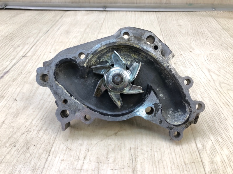 Помпа ES300 96-01 1998 MCV20 3.0 1MZFE