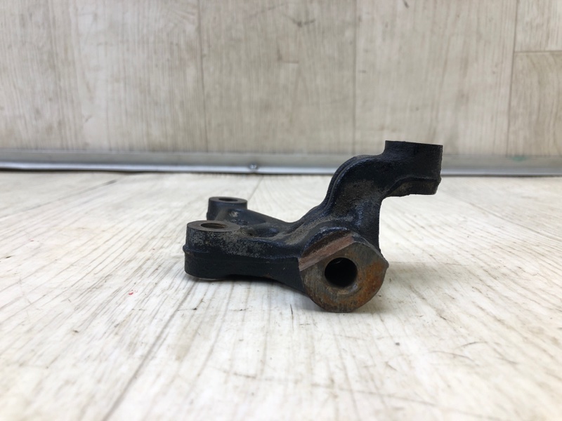 Кронштейн насоса ГУР ES300 96-01 1998 MCV20 3.0 1MZFE