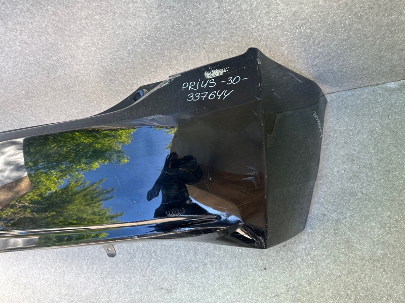 Бампер задний PRIUS - 30 09-17