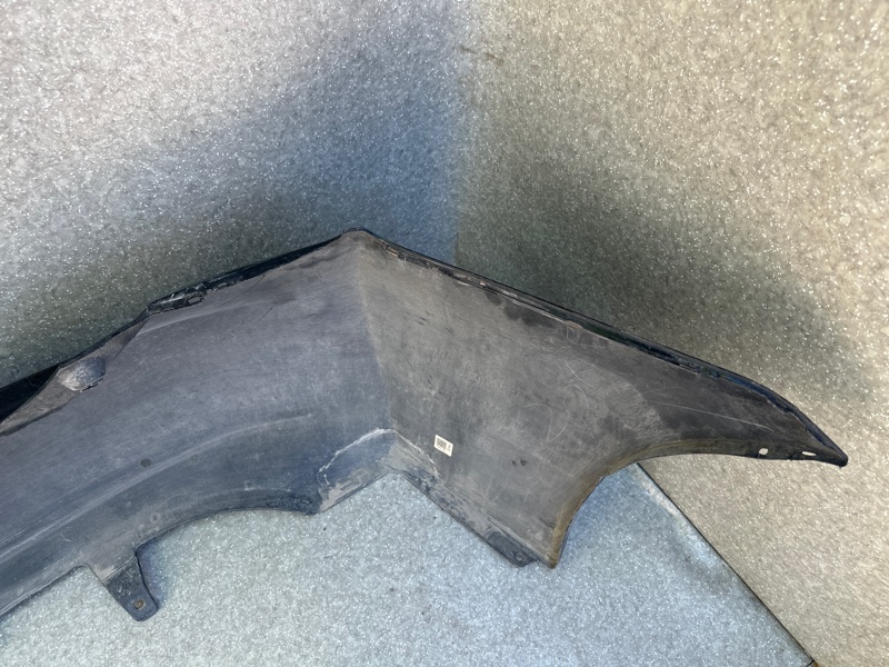 Бампер задний PRIUS - 30 09-17