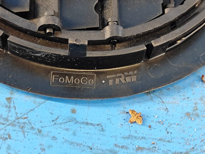 Дефлектор воздушный FORD EXPEDITION 17- T35PDTD