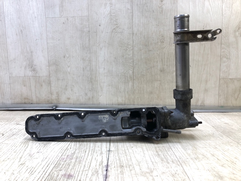 Корпус термостата ES300 96-01 1998 MCV20 3.0 1MZFE