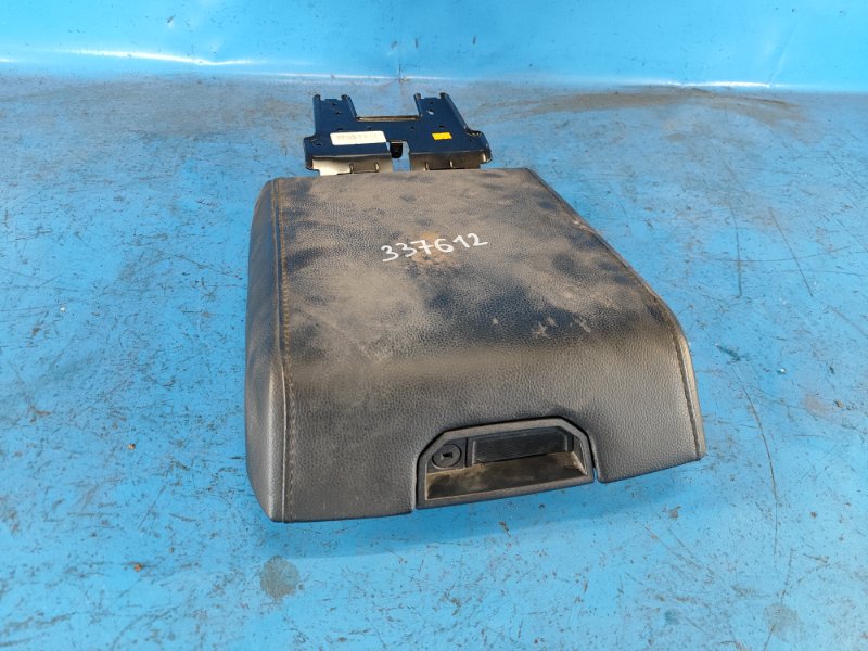 Крышка подлокотника FORD EXPEDITION 17- 2018 T35PDTD FL3Z-1506024-BH Б/У