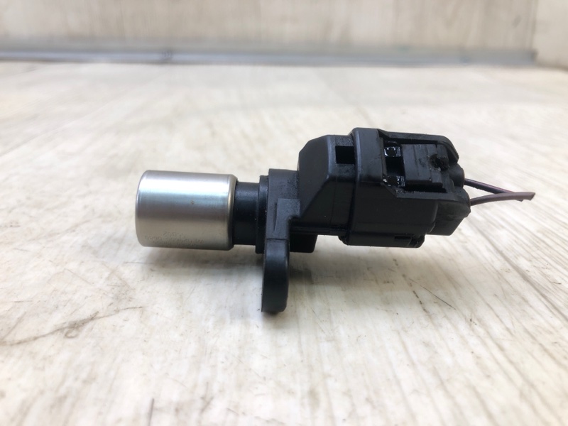 Датчик положения коленвала ES300 96-01 1998 MCV20 3.0 1MZFE