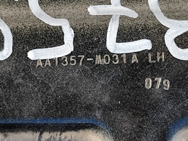 Петля капота левая EXPEDITION 17- 2018 T35PDTD Петля капота левая EXPEDITION 17- 2018 T35PDTD