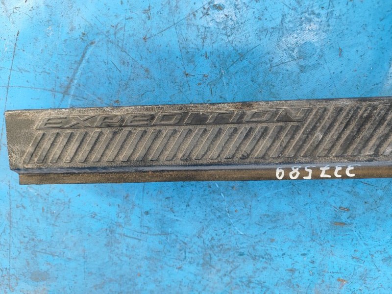 Накладка порога внутрення правая EXPEDITION 17- 2018 T35PDTD