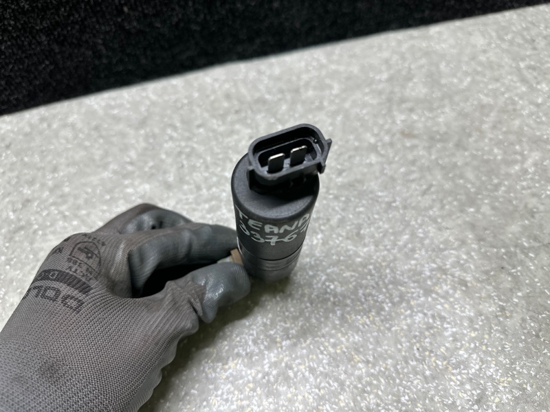 Насос омывателя фар TEANA J32 08-14 Насос омывателя фар TEANA J32 08-14