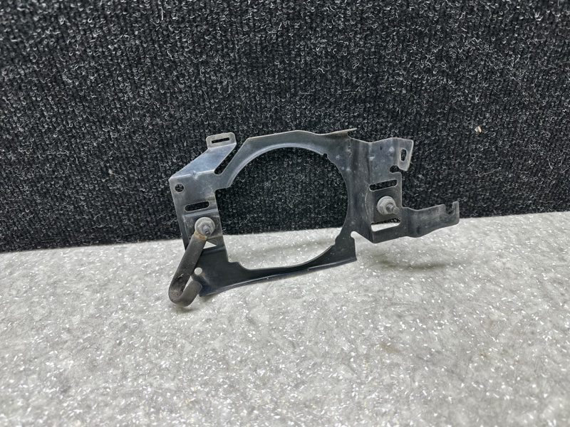 Кронштейн противотуманной фары левый TEANA J32 08-14