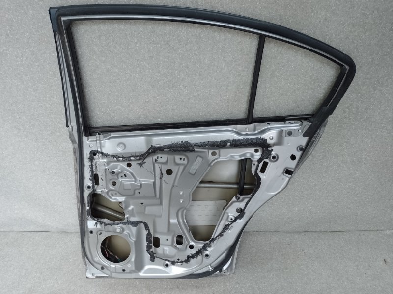 Дверь задняя правая LEGACY 09-15 BM 2010 Седан 2.5 EJ253