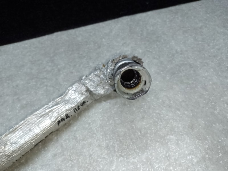 Патрубок радиатора печки HUMMER H3 05-10 L52 3.5 L